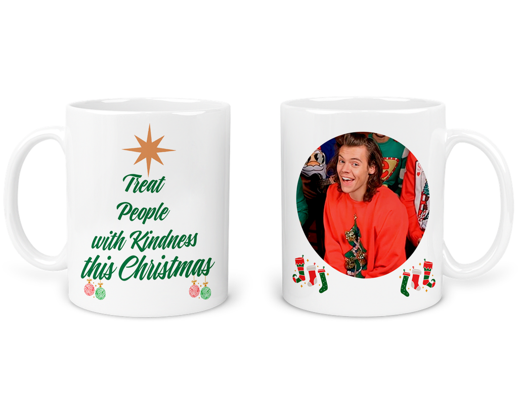 Taza 11 Oz Tan53. Navidad Intercambio. Harry Treat people...