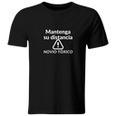 Playera Color Ic101. Frase: Mantenga Su Distancia Novio Toxi
