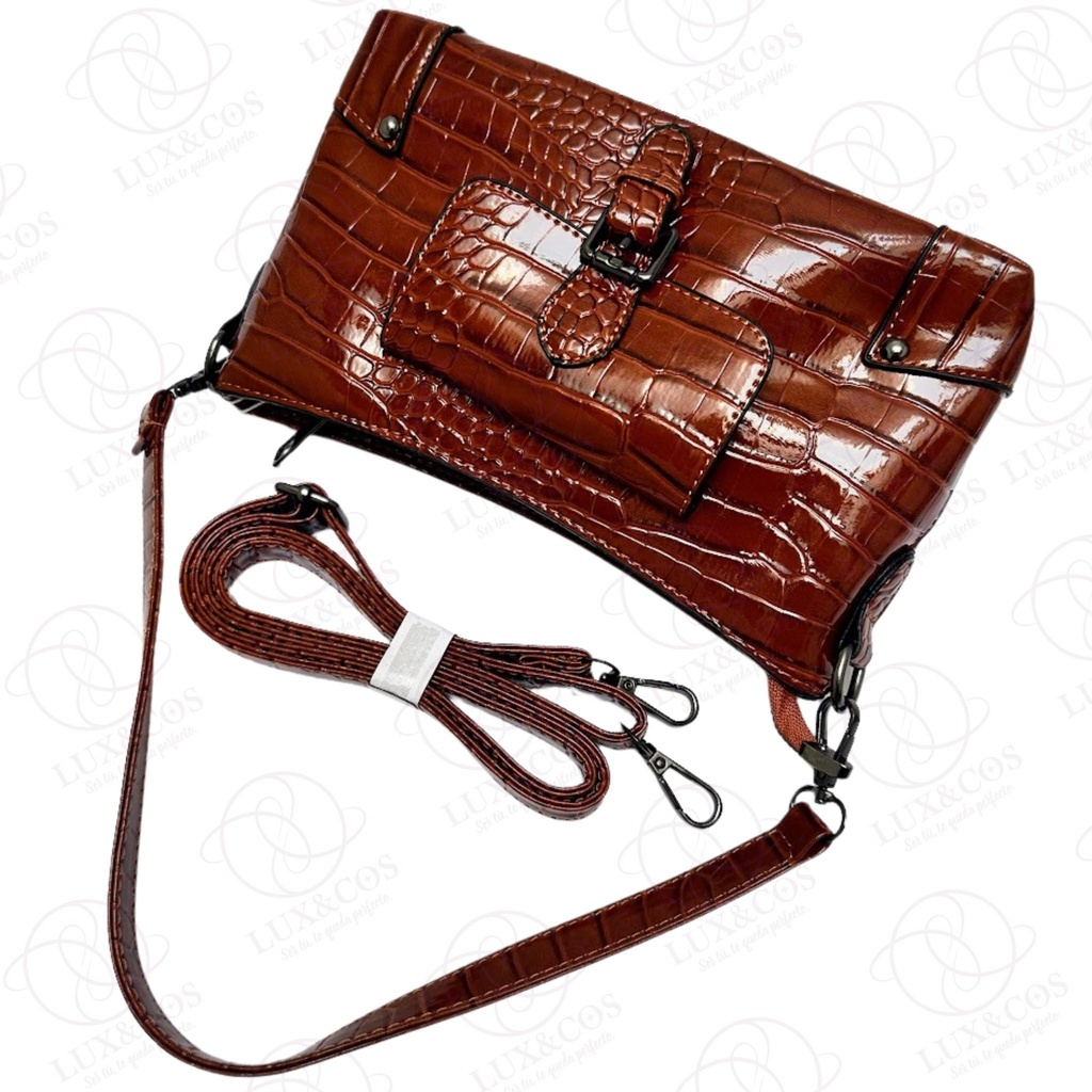 Bolsa LCB7 color café oscuro